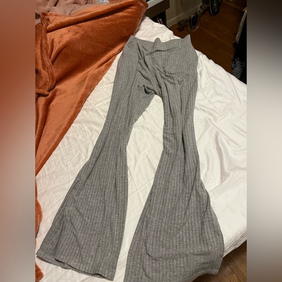 Grey garage flare leggings - Picture 3 of 3